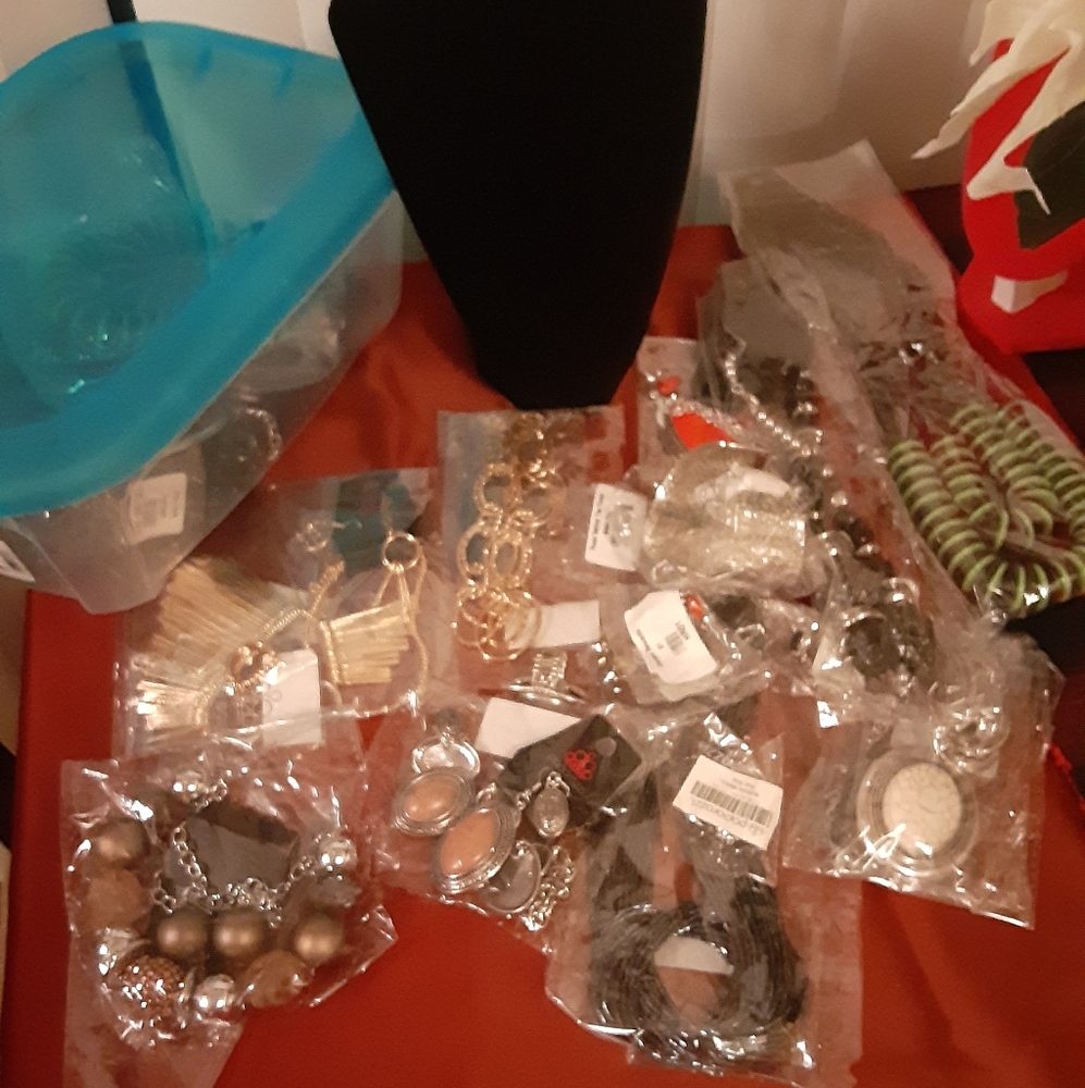 Paparazzi jewelry